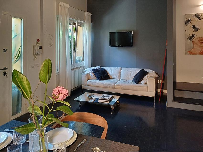 Apartment Elegant Stylish House With Garden & Ac